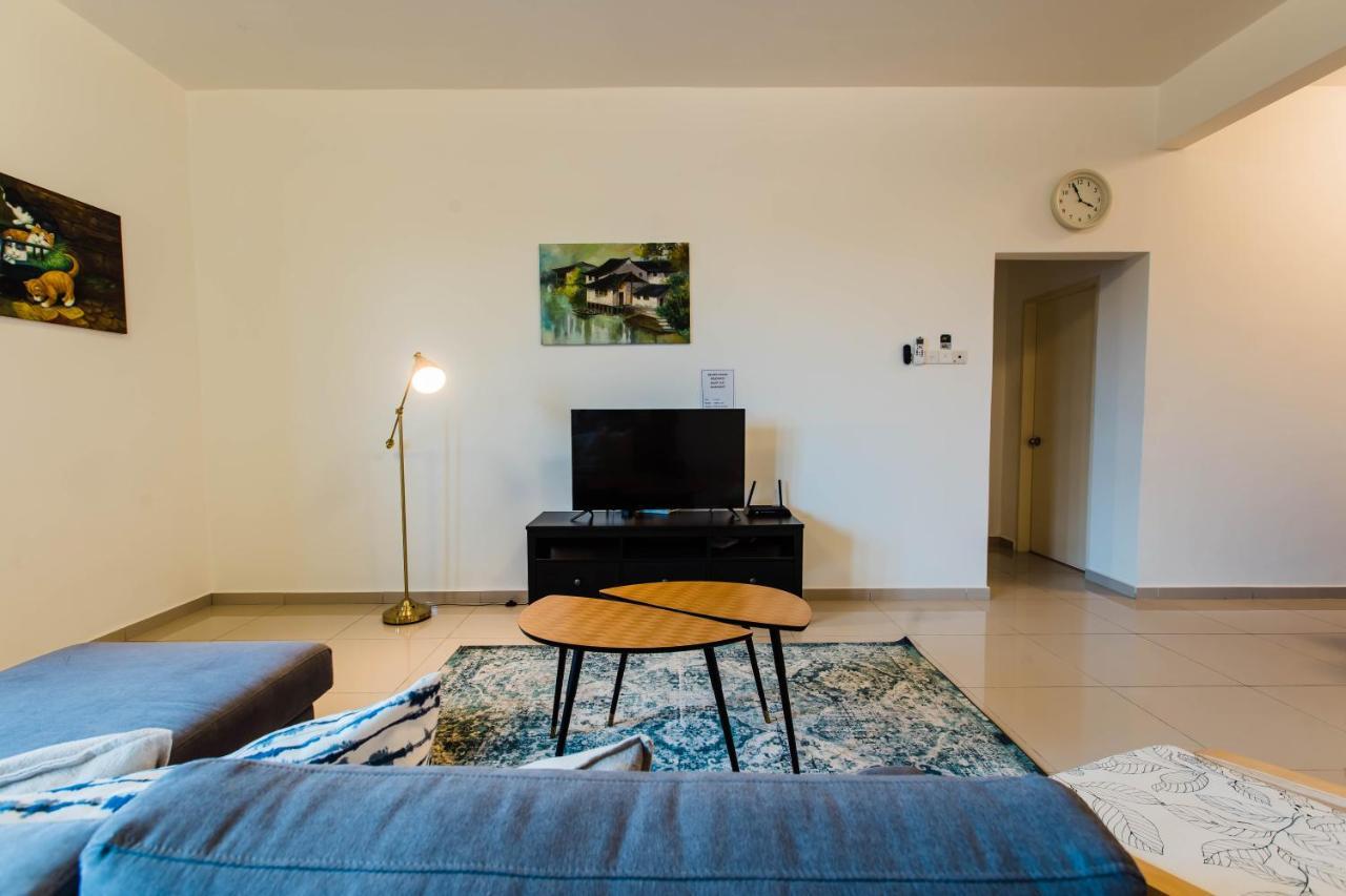 Cozy Homestay With Wifi @Encorp Strand Mall @Alpha Ivf Petaling Jaya Exterior photo